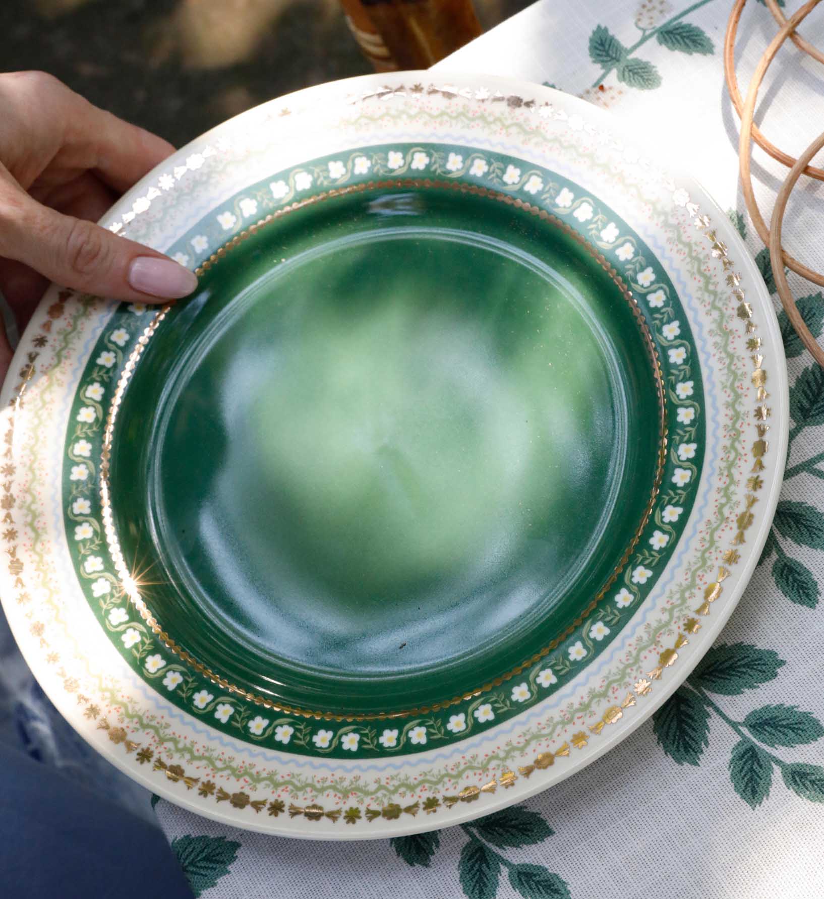 Porcelain Dessert Plate Set - Delphine