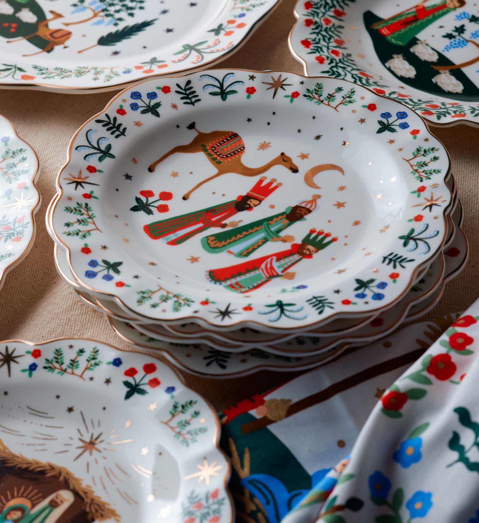 Porcelain Dessert Plate Set - Nativity